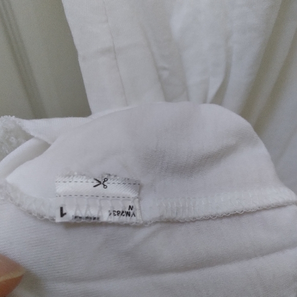 Forever 21 white t shirt, large - Picture 5 of 5